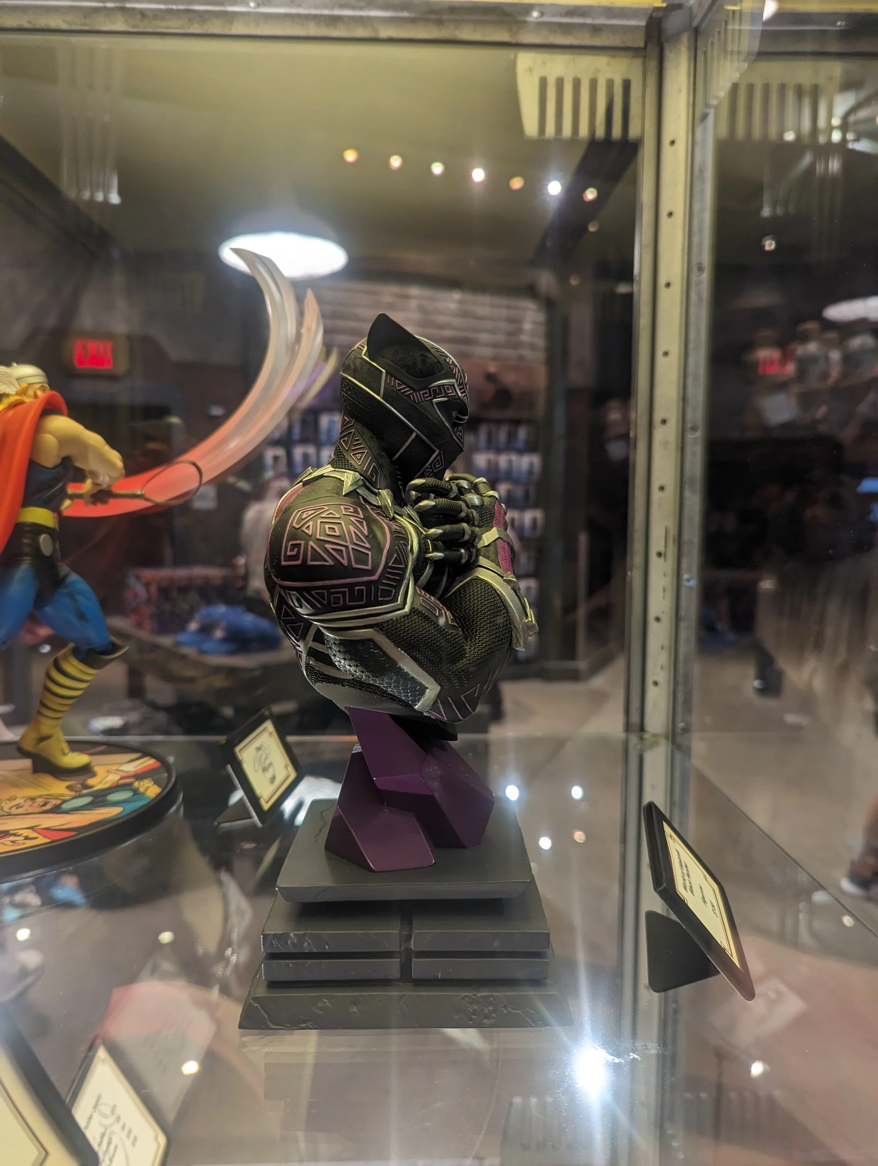 Black Panther Bust - Image 3