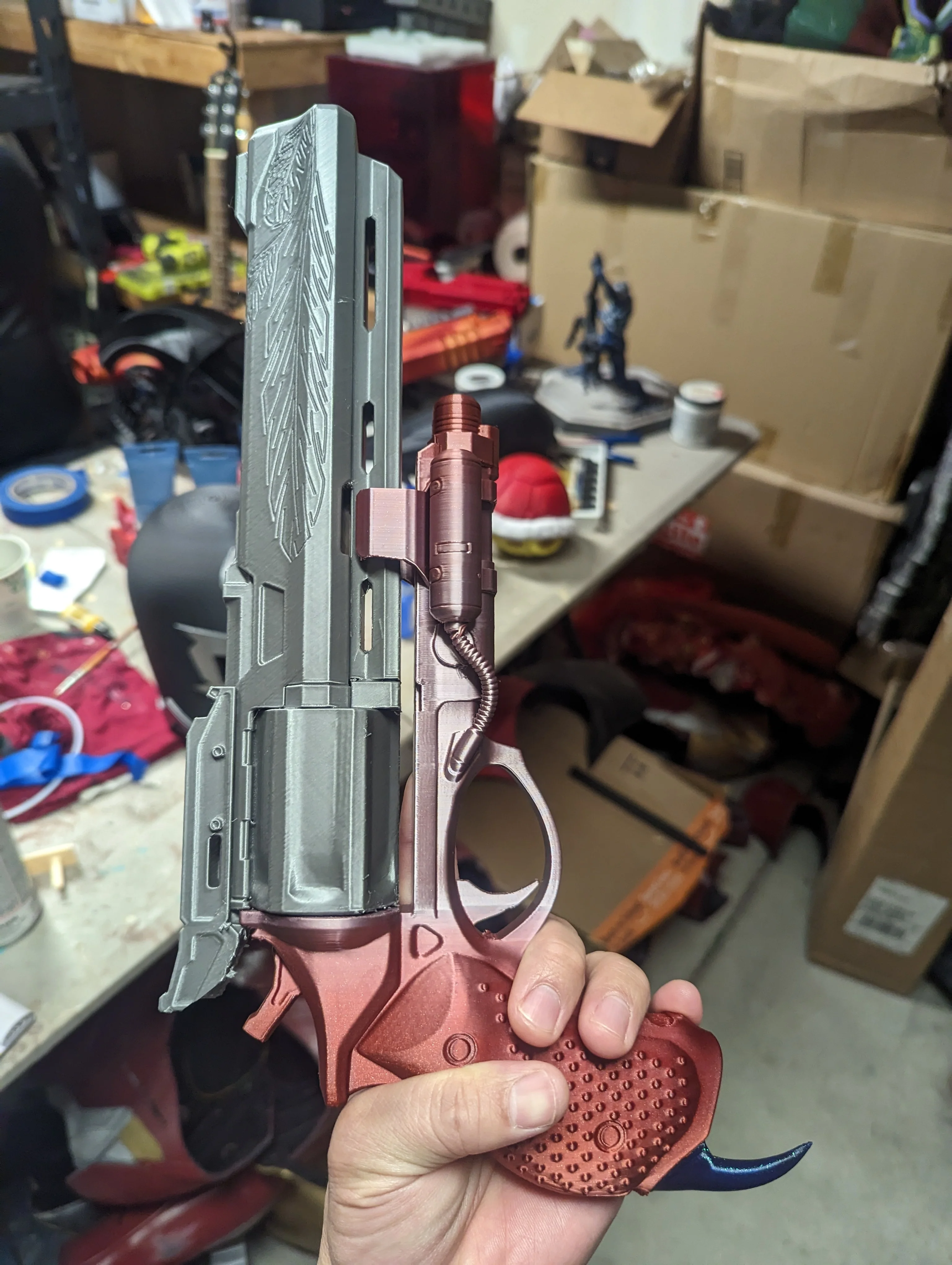 Destiny Hawkmoon Pistol - Image 4