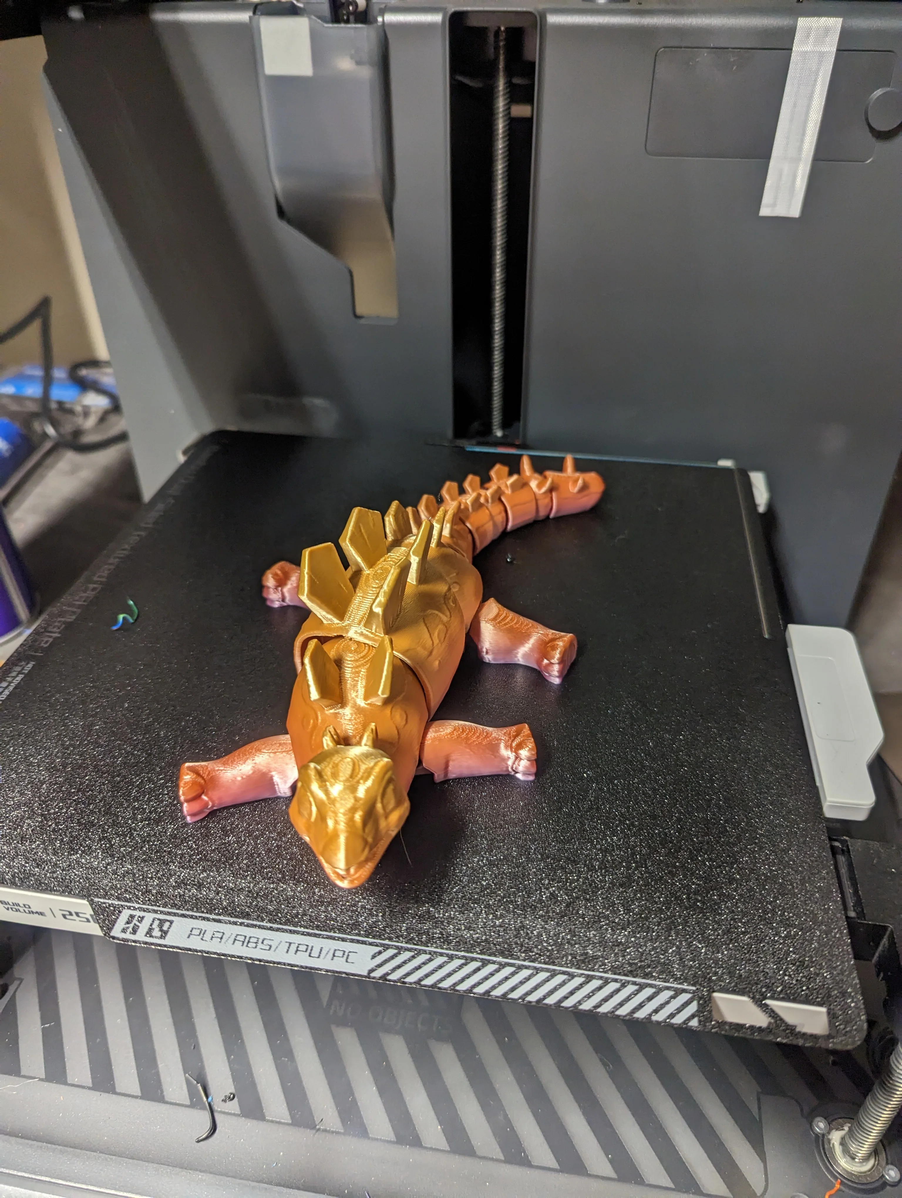 Flexi Stegosaurus - Image 4