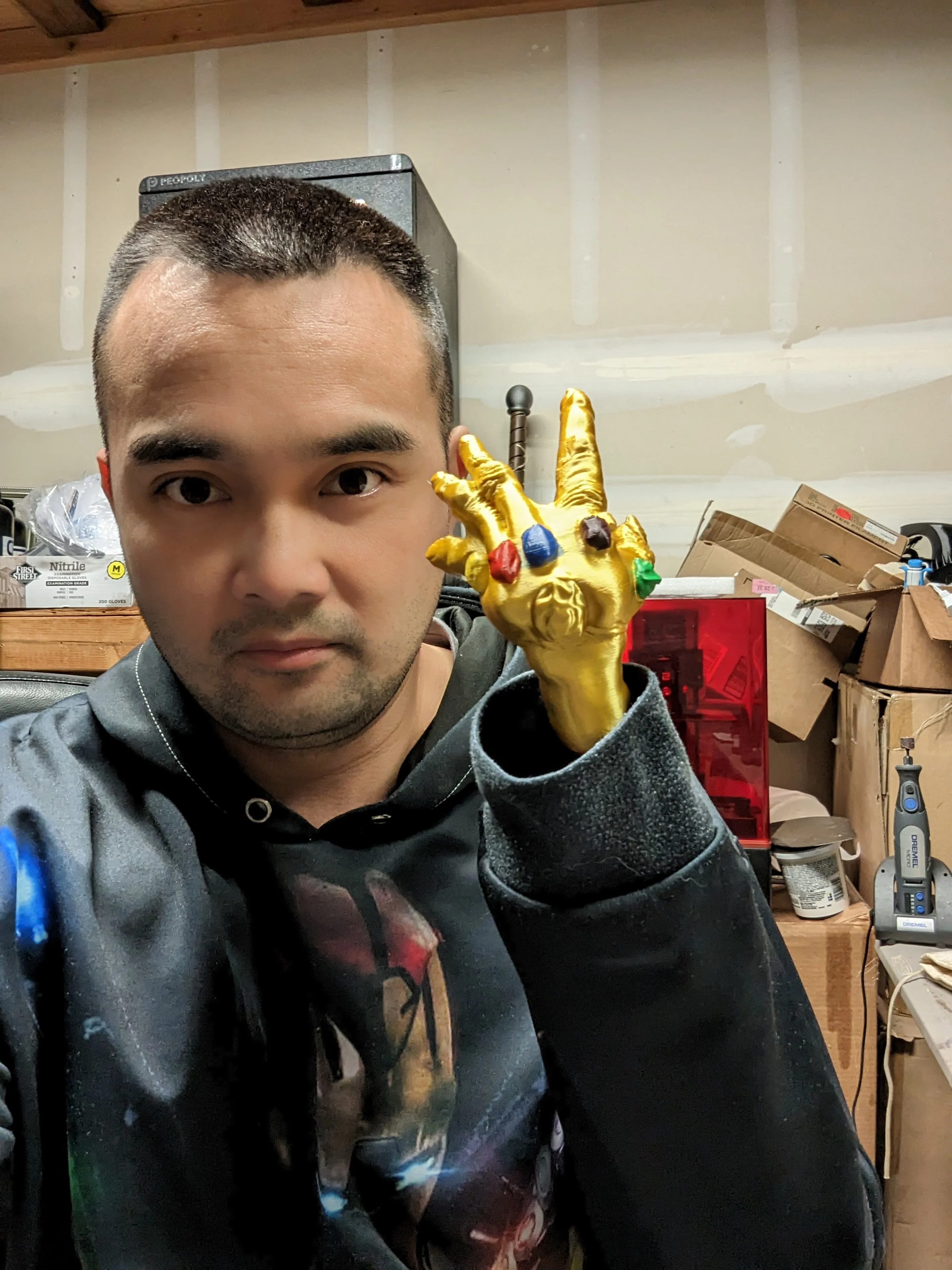 Infinity Strong Hand