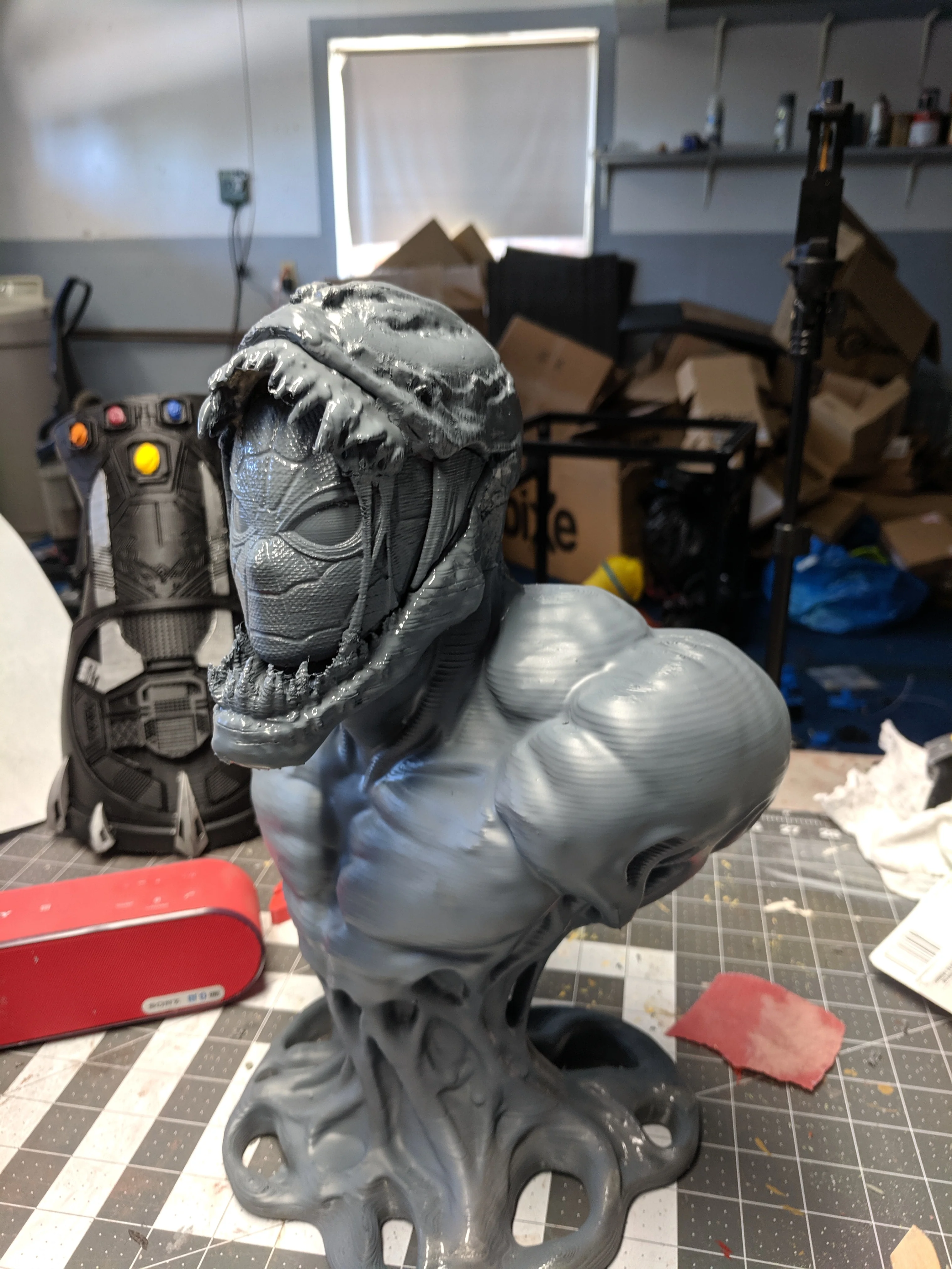 Venom Spidey bust - Image 4